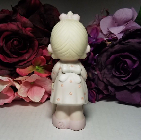 Precious Moments Sharing Is Universal - Picture 3 of 5